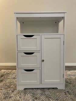 White Bathroom Storage Cabinet – Great Condition