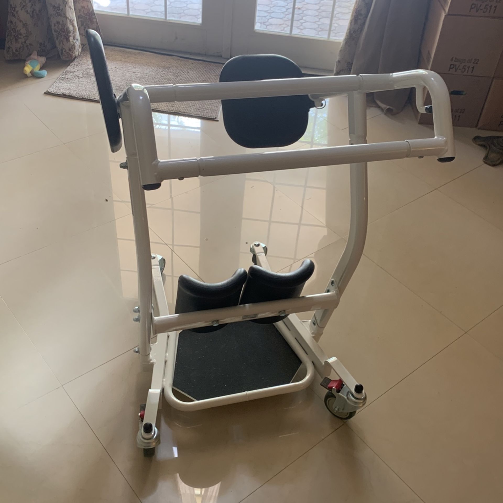 LF1600 Stand Assist Assembled