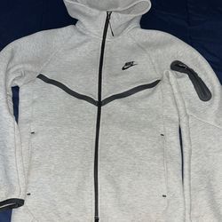 size xs nike tech grey