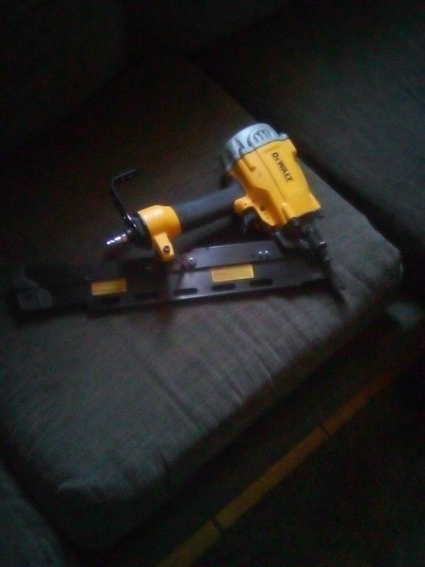 DeWalt Nailgun