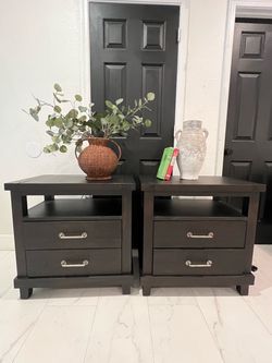 Living spaces nightstands / end tables - solid wood