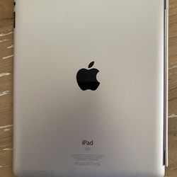 iPad 2 + Genuine Apple Cover/Stand + Case