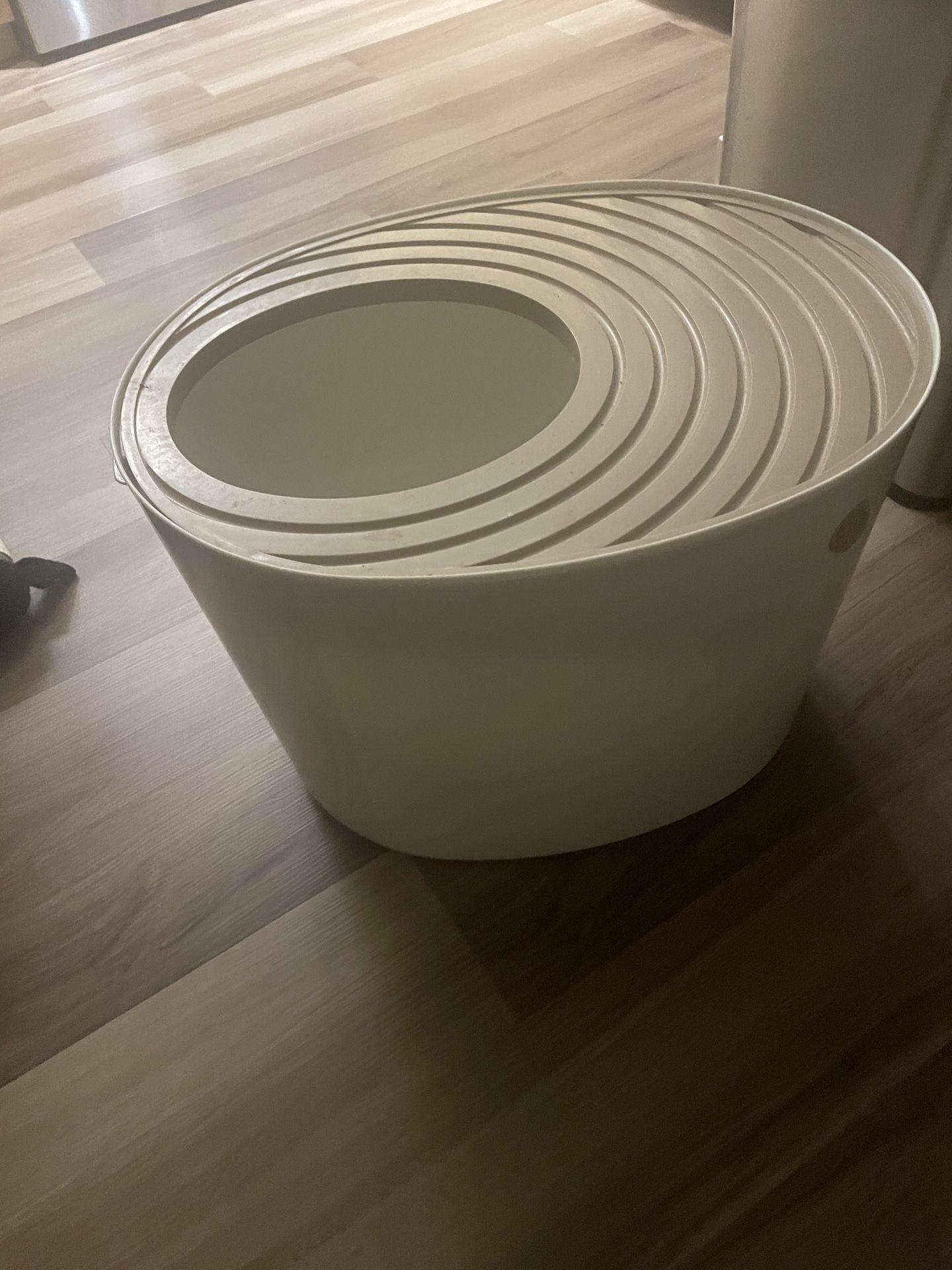 Cat Litter Box - Top Entry (trades accepted)