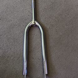New Chrome BMX Bicycle Tube Forks, For 24-inch Bicycles, Threaded ,1 Inch