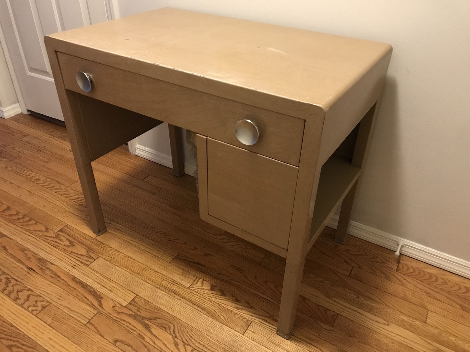 Simmons metal “bel geddes” desk - original finish