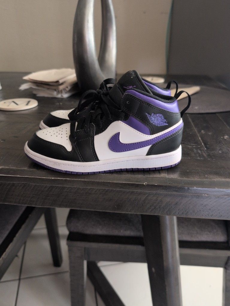 Michael Jordan Nike Shoes Girls Size 1 And 1/2