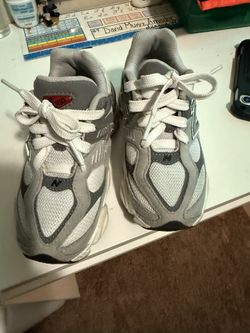 Size 11 De Niño Estan Como Nuevos $45