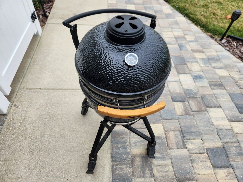 Duluth Forge (Green Egg) Kamado Smoker