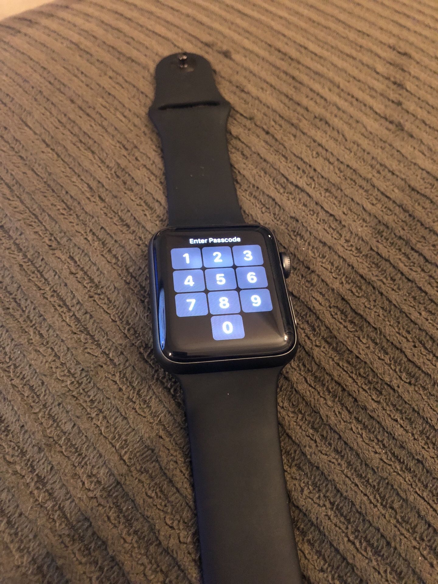Apple Watch Series 3 42mm GPS + Cellular