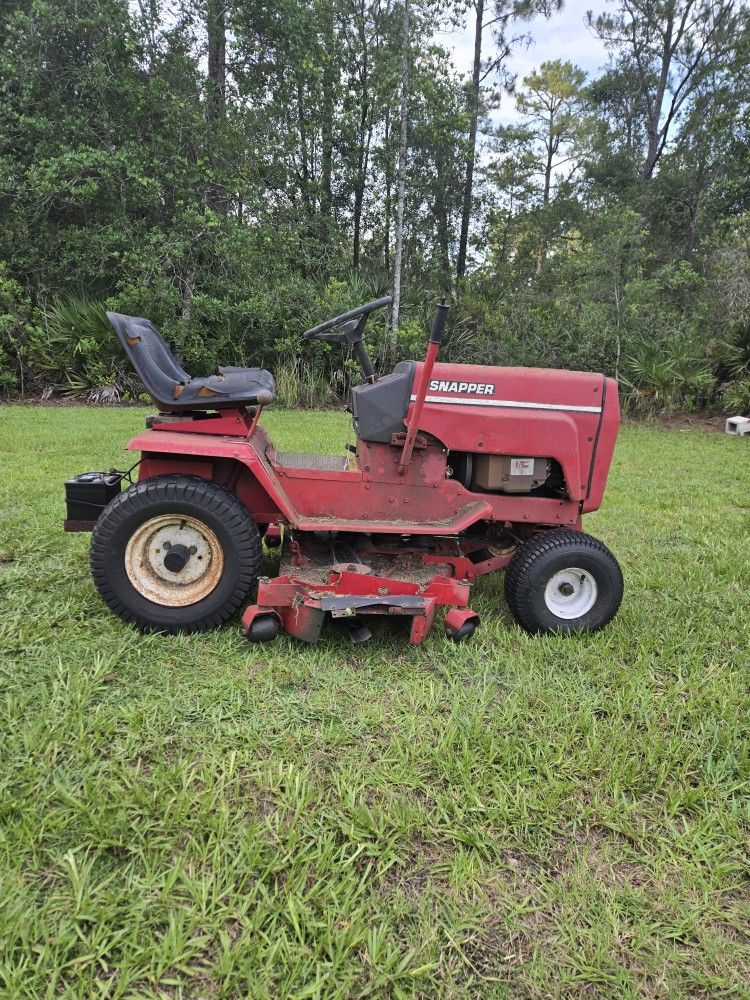 Snapper Riding Mower