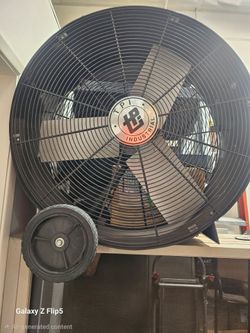 Portable industrial blower fan