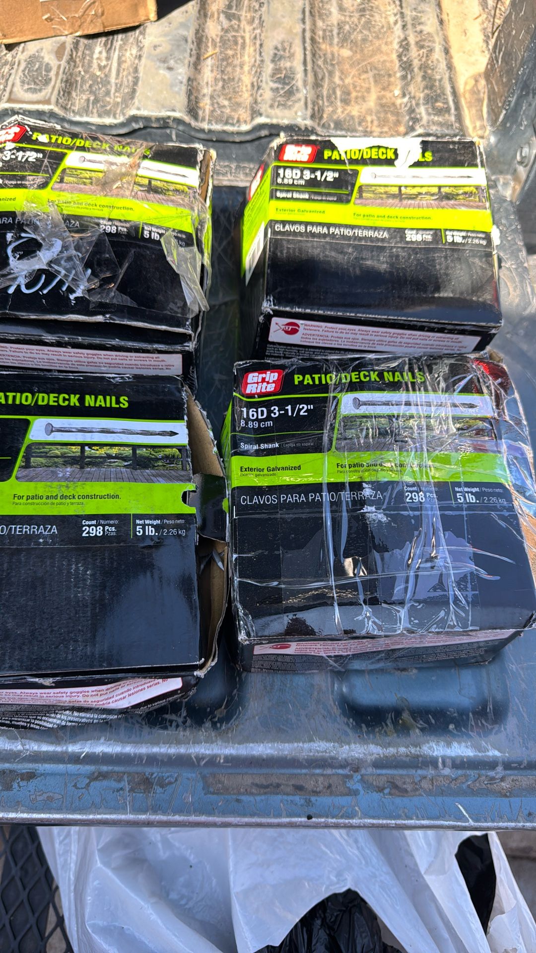 4 Boxes Of Patio Deck Nails 16D 3-1/2 8.89cm