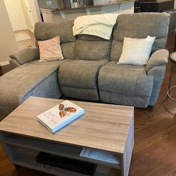 USD - 300 La-Z Boy 3 Piece Recliner Sofa