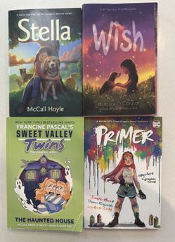 4 Books 📚 Great Condition
