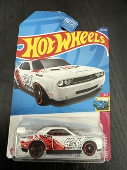 Hot Wheels Dodge Challenger Drift Car