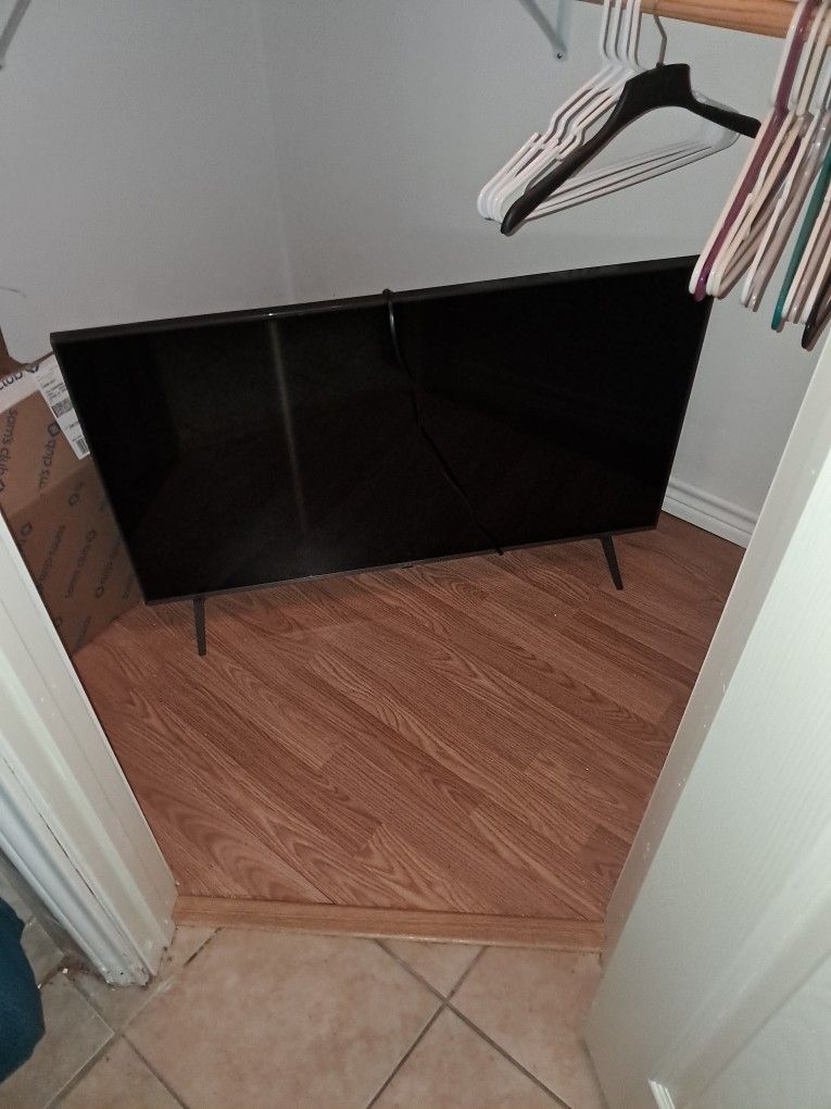 43 Inch Smart Tv