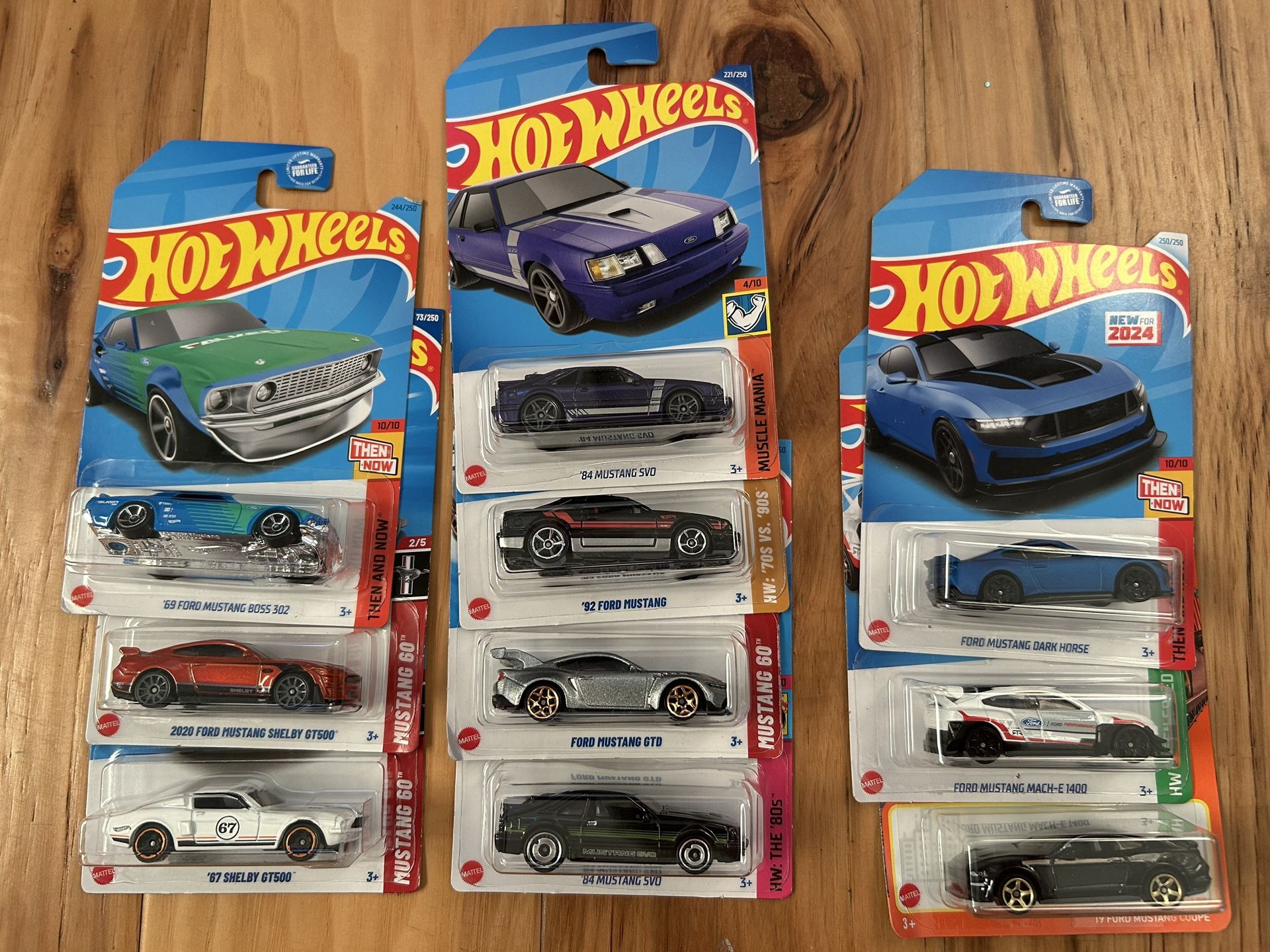 Hot Wheels Ford Mustang GTO Boss Dark Horse