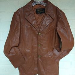 MEN'S LEATHER JACKET, SIZE: 42. BROWN. VINTAGE LEATHERS BY JEFFERY. IN VERY GOOD CONDITION.