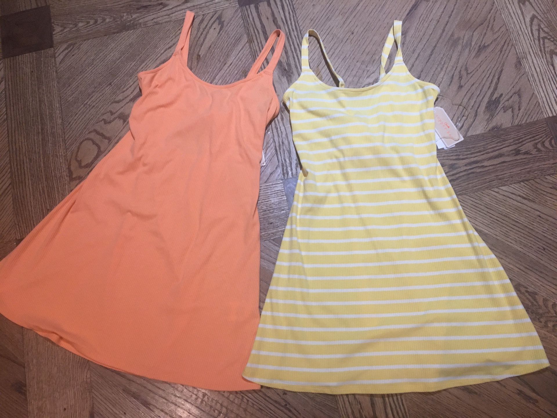 Beautiful Dress Size Small Juniors New $13 Each 