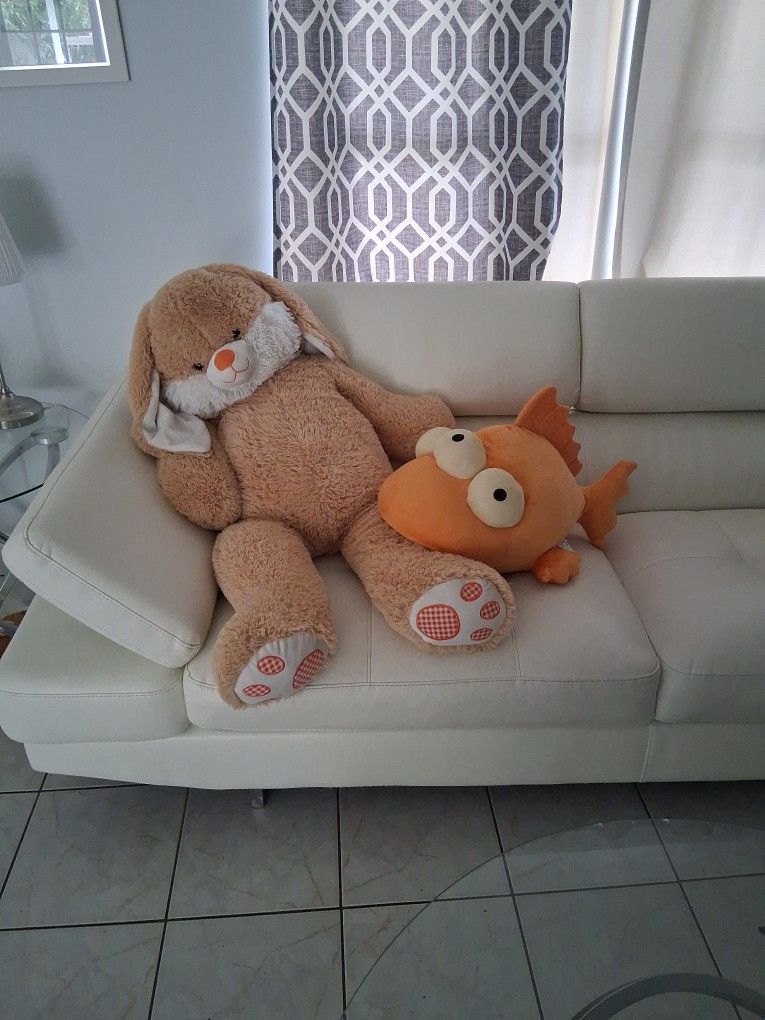 Plushies, Blinky Fish from simpsons, Giant Bunny