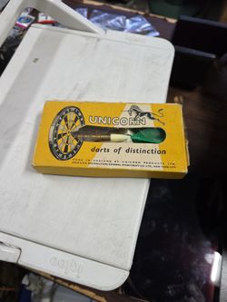 Unicorn Darts Of Distinction Vintage