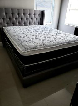 NEW Queen-Size PILLOW TOP MATTRESS and BOX SPRING. Bed frame not included 👍