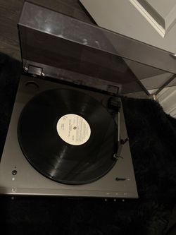 Audio Technica Turntable