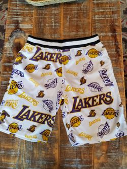 Los Angeles Lakers Logo Shorts Youth XL