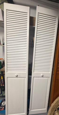 (1) Avail 30” W × 80” H White Half Louvered Upper, Solid Bottom Wood, Bifold Closet Door