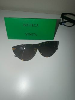 BOTTEGA VENETA SUNGLASSES