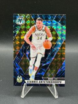 2024-25 Mosaic Genesis Prizm #13 Giannis Antetokounmpo (Case Hit)
