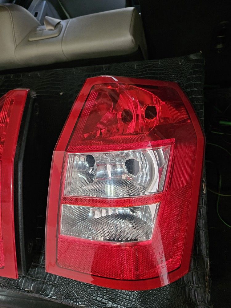 OEM Tail Lights For A 2005 Dodge Magnum