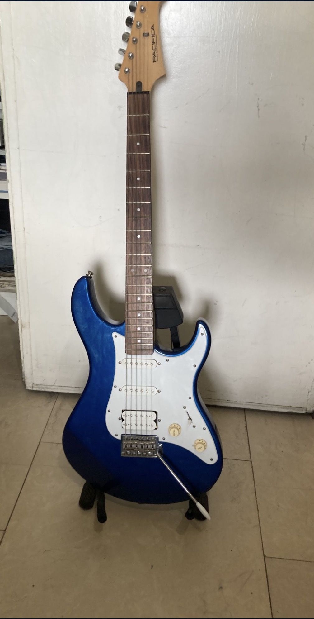 Yamaha PAC012METALLICBLUE Metallic Blue- Electric Guitar