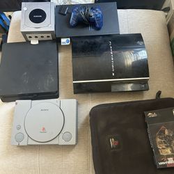 Gaming Console Lot.