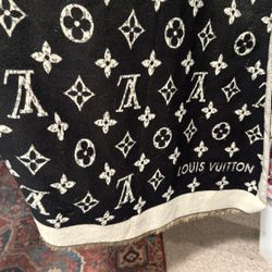 Authentic Louis Vuitton scarf