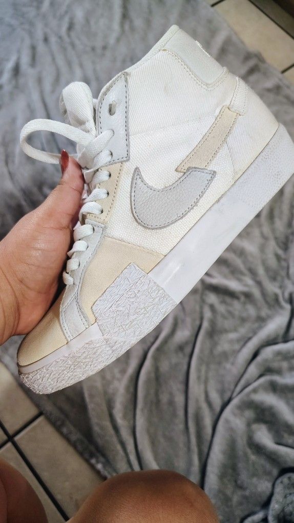 Nike Shoes 