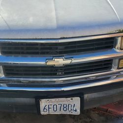 Chevy Truck 25005.7 V8 Runs Great 