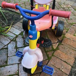 Little Tikes: Pushing Tricycle