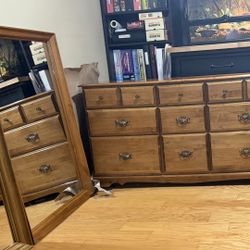 4 Piece Vintage Oak Bedroom furniture Set For kids/Youth