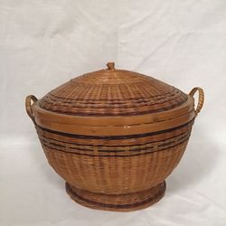 Handmade Woven Lidded Basket 12” Round