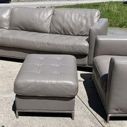 **Like New!** Italian leather sectional w/ Chaise Lounge, Side Chair And Ottoman