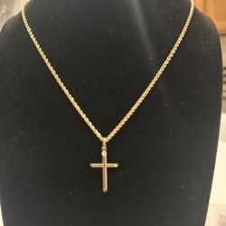 10kt Cross Pendant Necklace 20”