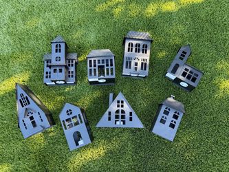 Target metal Halloween houses