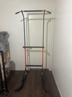 Pull up bar