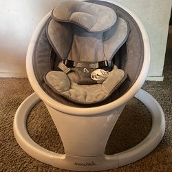 Munchkin Bluetooth Baby Swing (Works)