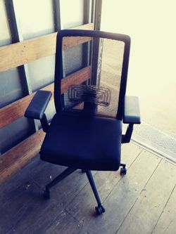 Steel case chair