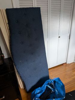 FREE QUEEN SIZE BED FRAME(see description)