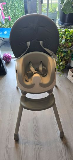 Graco Grow with me highchair