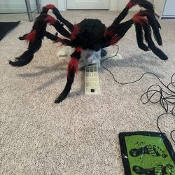 Jumping spider animatronic