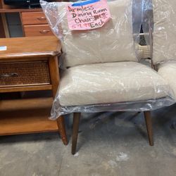 Accent Chair 